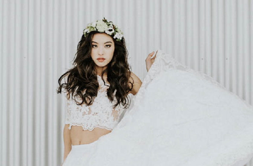 Atelier de boda Alba moral,  vestido de novia La Rioja, vestido de novia Haro, batas de novia Logroño, bata novia Logroño, batas de novia personalizadas, vestido de novia Logroño, vestidos boda Haro, vestidos boda Logroño, vestidos de novia sencillos , vestidos de novia elegantes , vestido novia sencillo, vestido novia civil, tiendas de vestidos de novia Logroño, tiendas de vestidos de novia Haro, vestidos de novia modernos Logroño, vestidos de novia modernos Haro